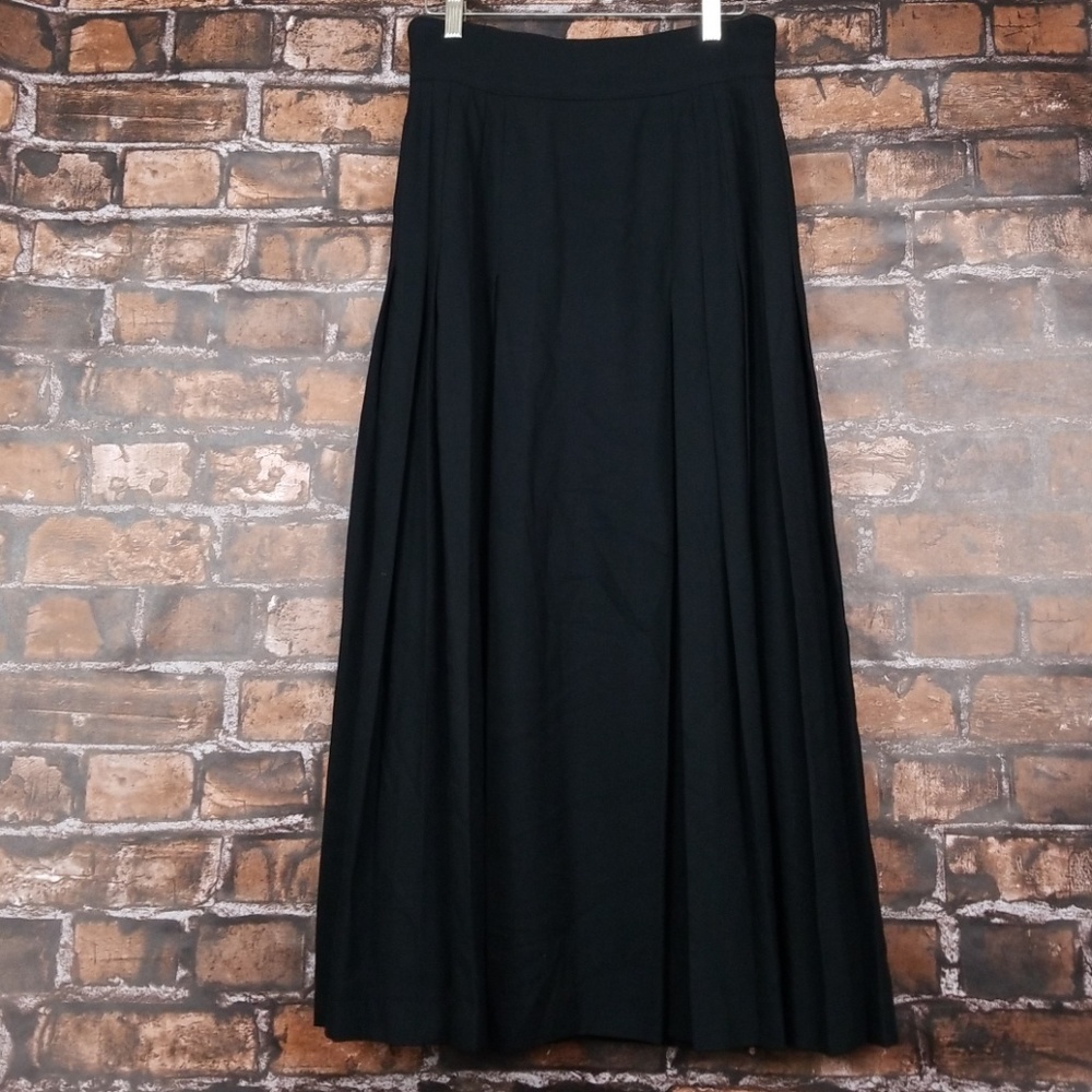 ESCADA| Black Wool Long Pleated Maxi Skirt - Picture 2 of 8